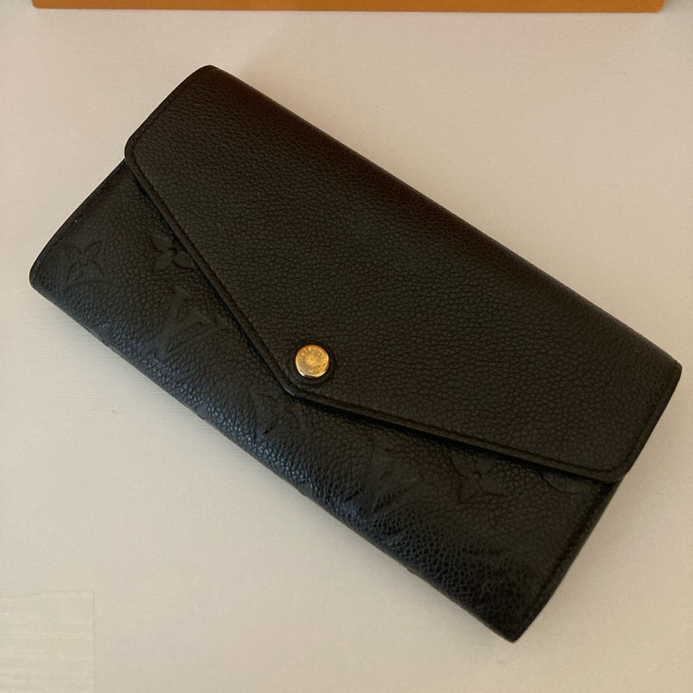 ✅SOLD ✅Vuitton Emelie Black Empreinte Leather Wallet